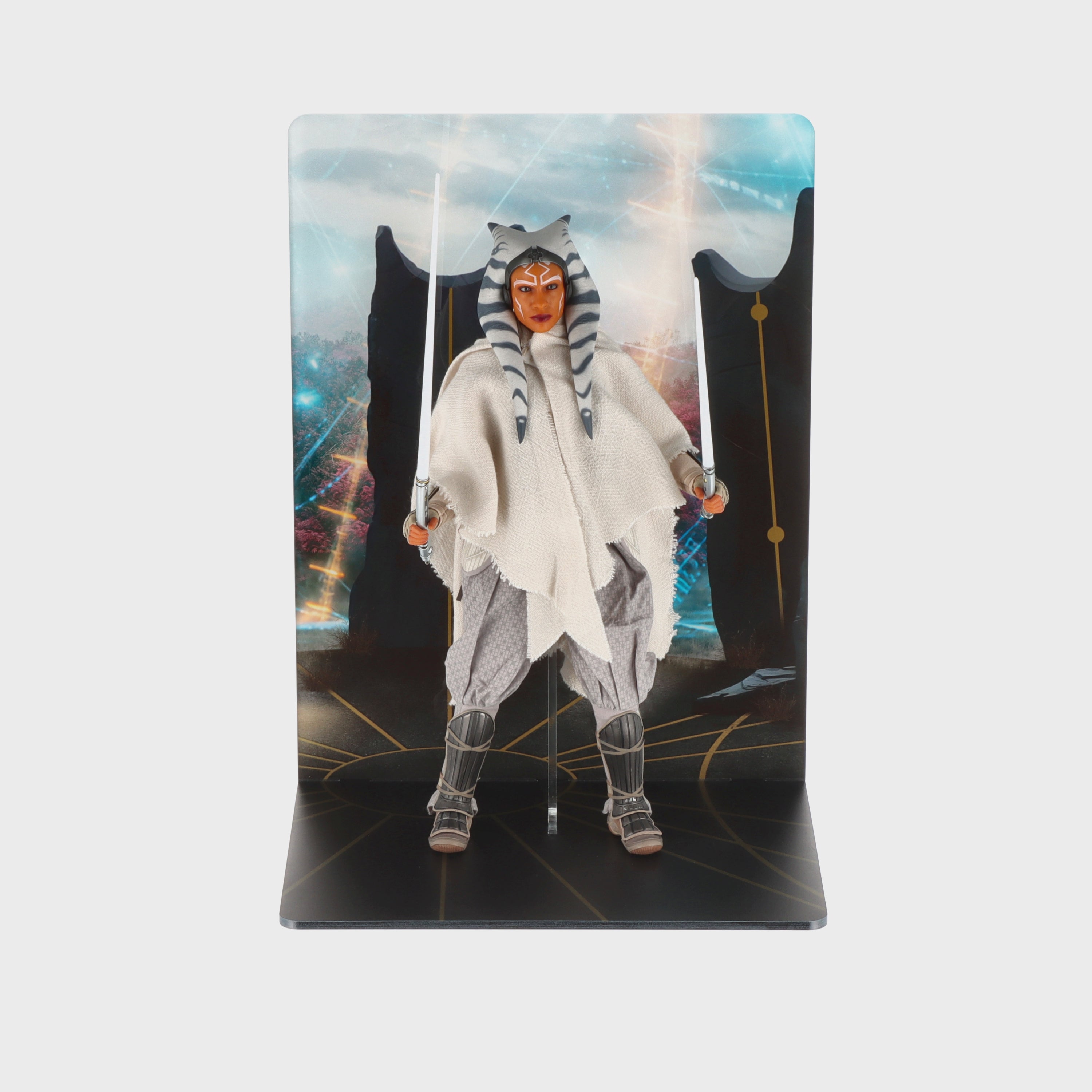 Load video: Display Stand for Hot Toys TMS118 Star Wars Ahsoka Tano